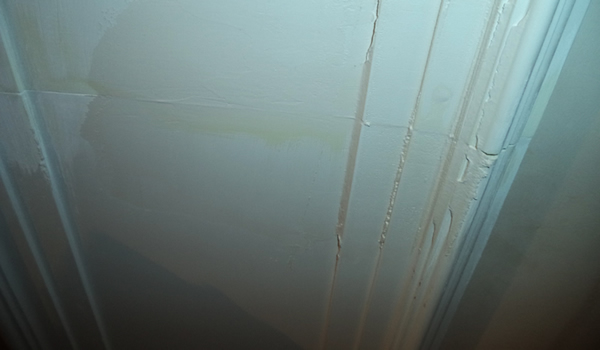 Фото замазанных стыков шпаклевкой