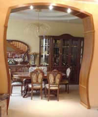 Арка между кухней и столовой