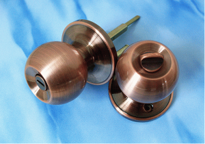 Ручка-кноб с фиксатором