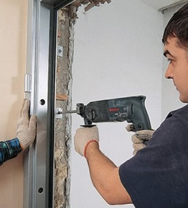 Установка входной двери своими руками