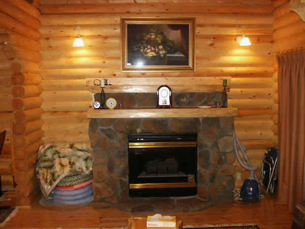 Фото электрокамина в деревянном доме