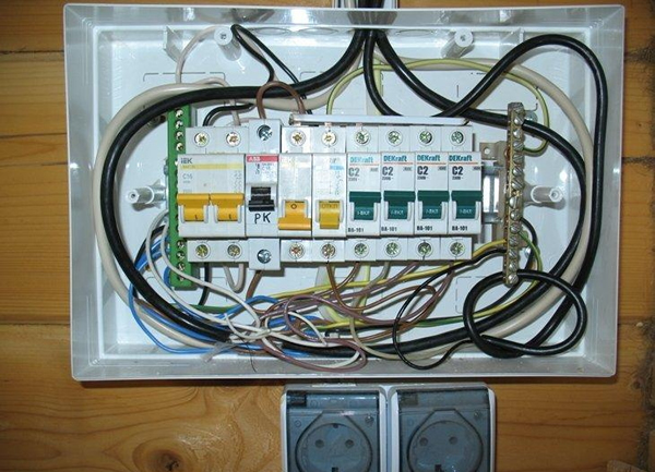 дифавтоматы для электропроводки в бане