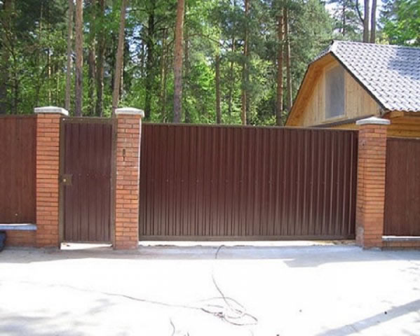 Ворота и калитка из профнастила