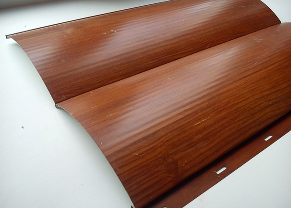 Фото металлосайдинга под блок-хаус