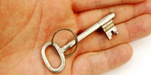 Открываем замок с ключом