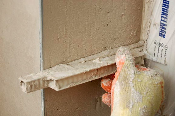 заделка откосов входной двери цементным раствором