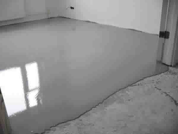 Фото заливки быстротвердеющего наливного пола