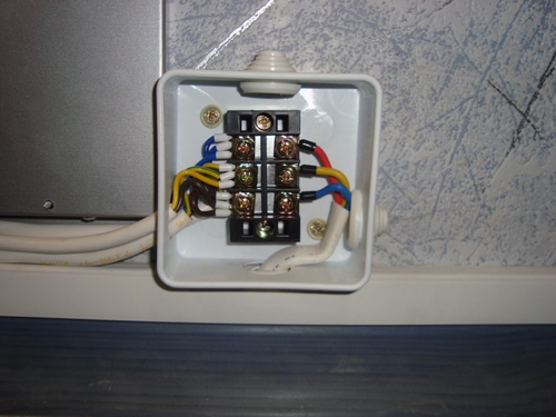 распределительная коробка для электропроводки