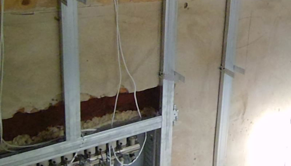  шурупами обеспечиваем прочность крепления