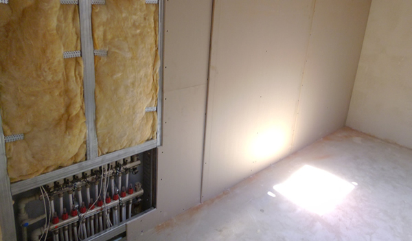 Фото выровнивания стены гипсокартоном