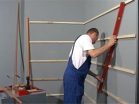 Фото обрешетки для монтажа листовых панелей ПВХ на стены