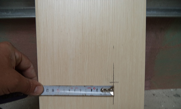  делаем отметки на плитке