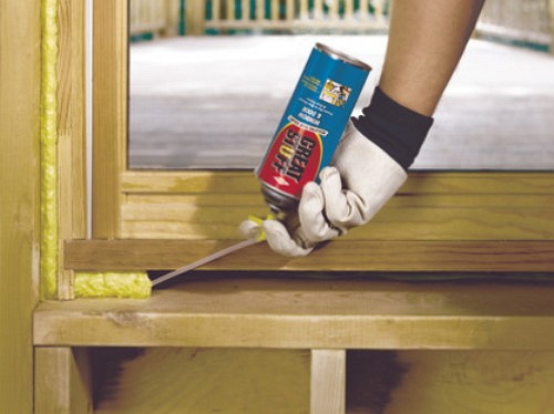 герметизация деревянного подоконника