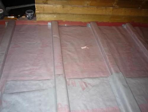 Фото подложки для утепления потолка опилками