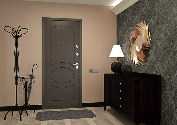 Фото надежной входной двери из металла
