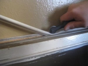 Установка уплотнителя