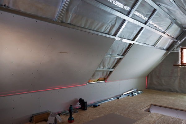 отделка мансарды гипсокартоном